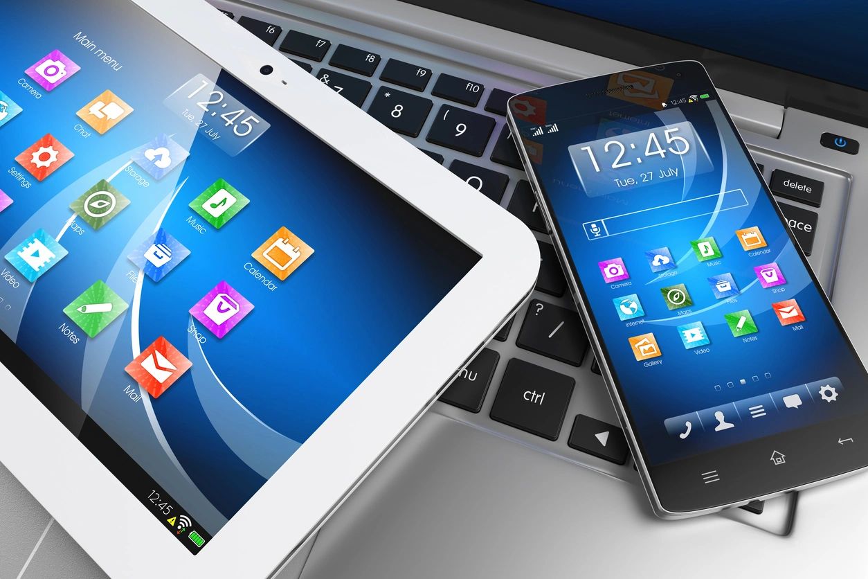 Electronics and gadgets for sale at Valley Pawn retail